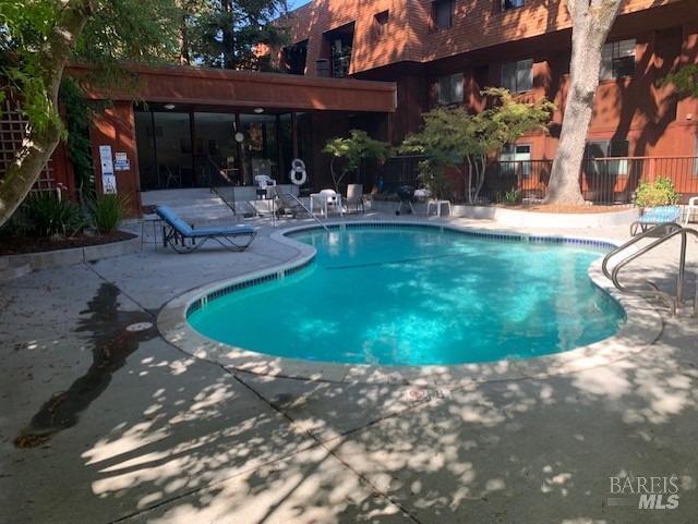 Building Photo - 1579 Lincoln Ave