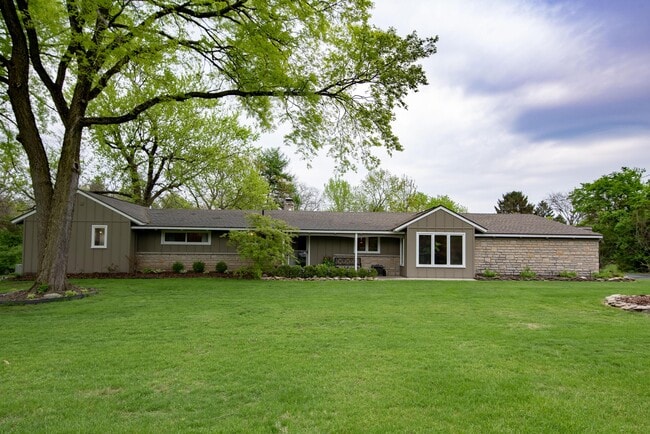 Primary Photo - 4200 Dublin Rd