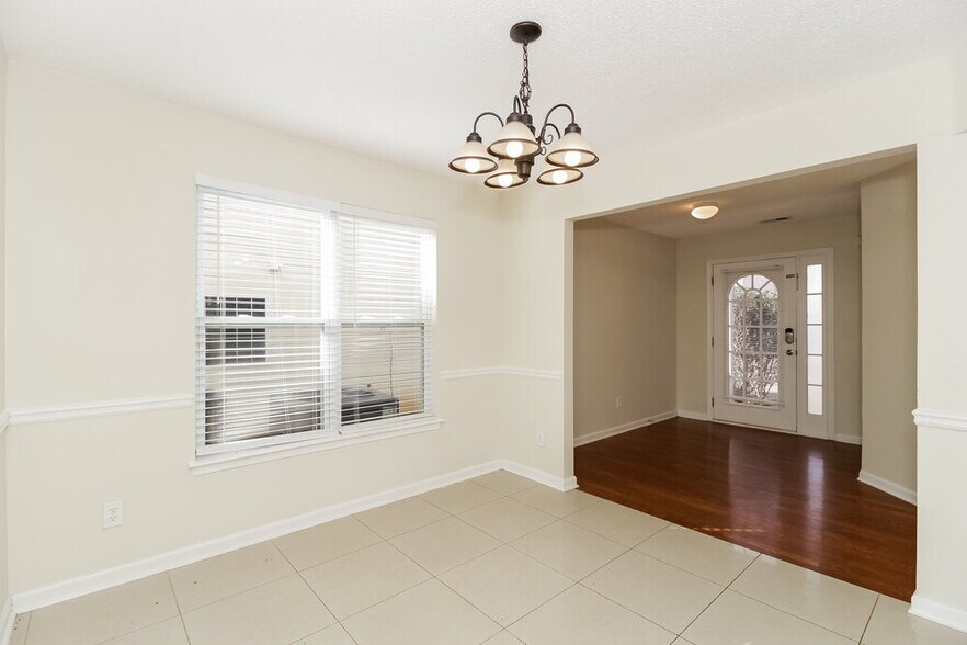 Building Photo - 5023 Serenity Point Ln