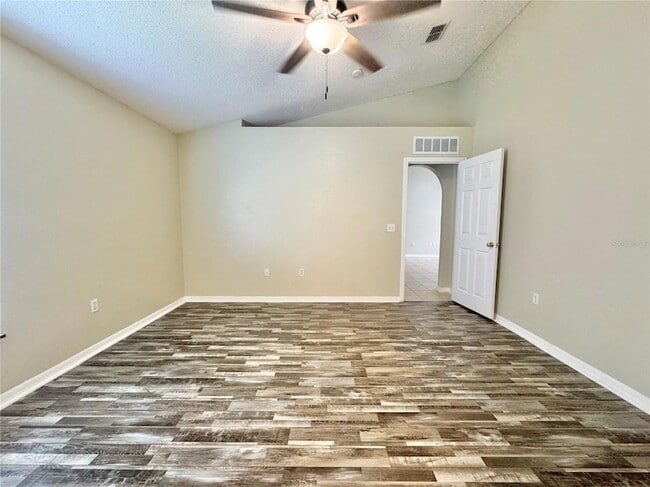 Building Photo - 2093 Whispering Trails Blvd