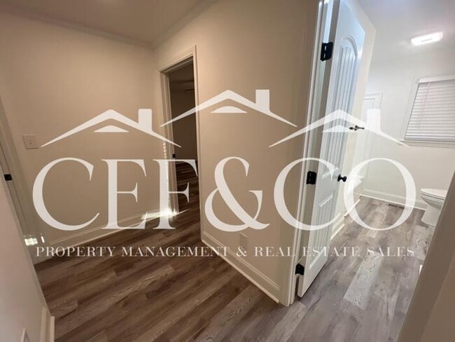 Building Photo - 7107 SC-215