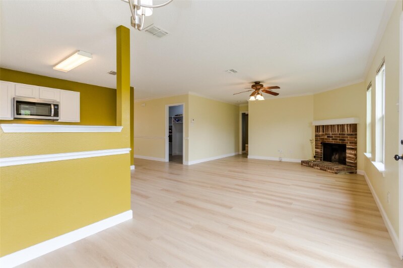 Building Photo - 1434 Foxwood Ln