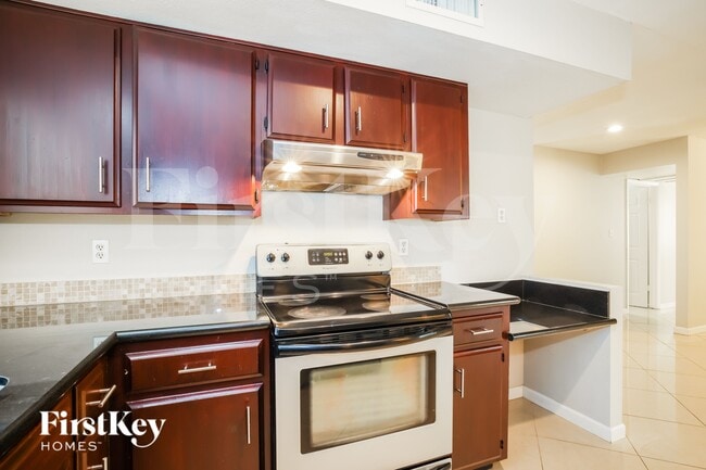 Building Photo - 6025 W Evans Dr