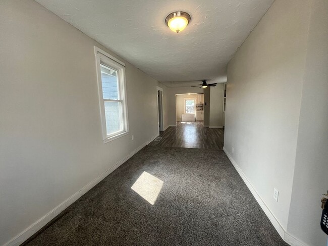 Building Photo - Adorable one bedroom ranch