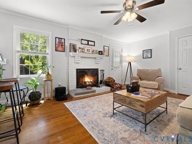 Building Photo - 9611 Woodstream Dr