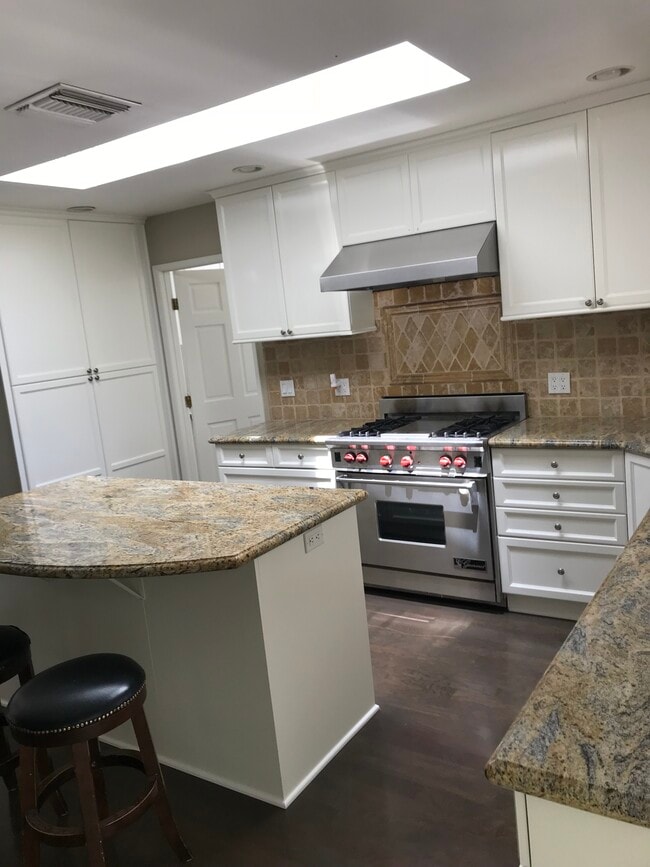Building Photo - 7150 Scarborough Peak Dr