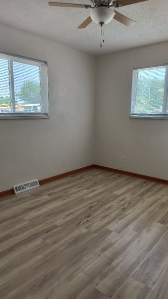 Building Photo - 102 La Choy Dr