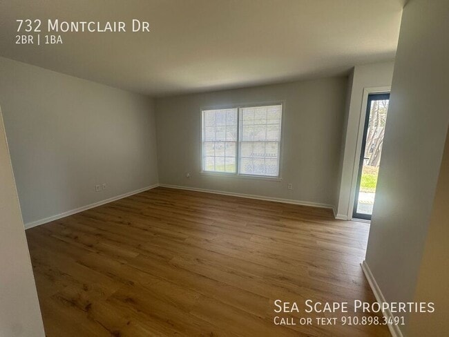 Building Photo - 732 Montclair Dr