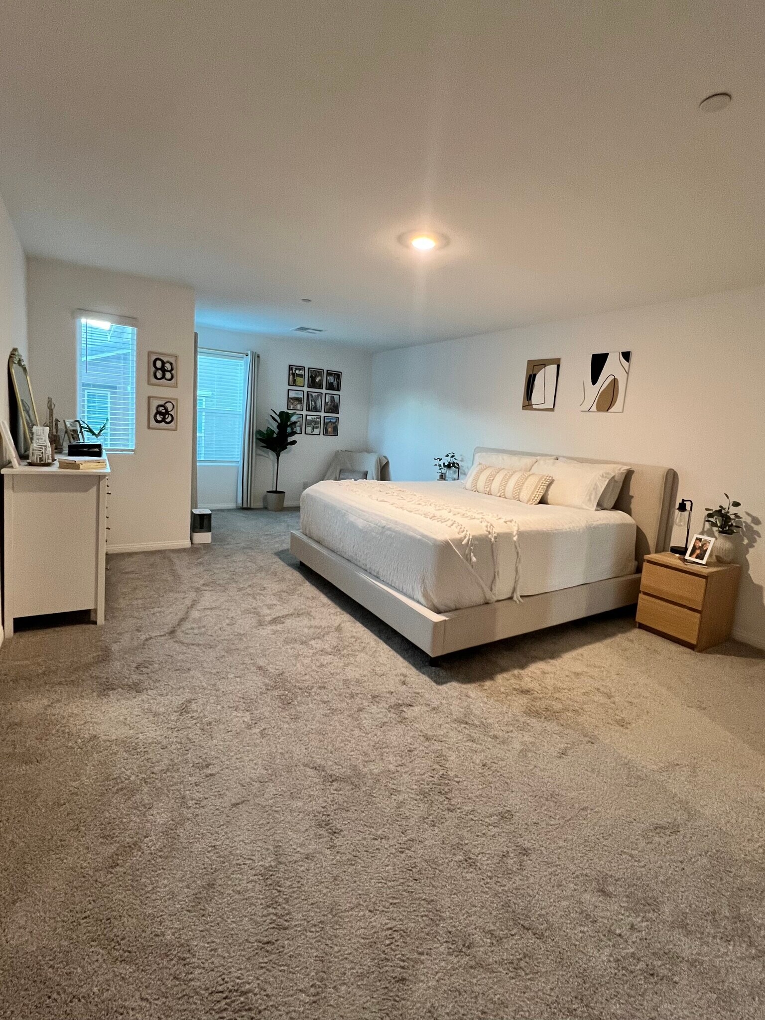 Building Photo - 12185 Scarlet Ember Rd