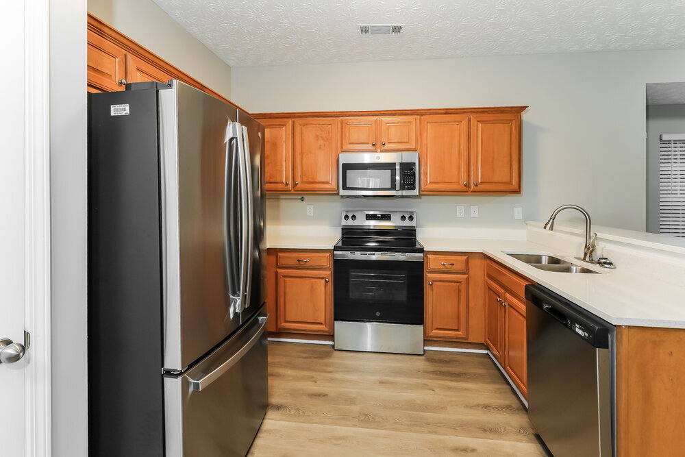 Building Photo - 204 Sandstone Dr