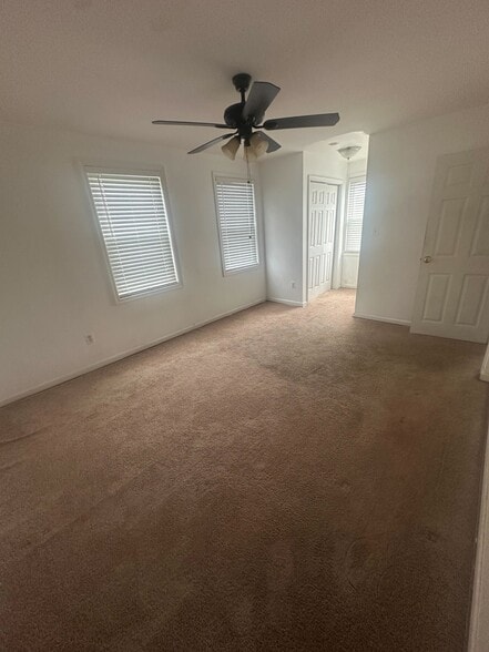 Building Photo - 2301 Iverson St