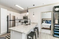 Building Photo - 1000 Ashwood Pkwy