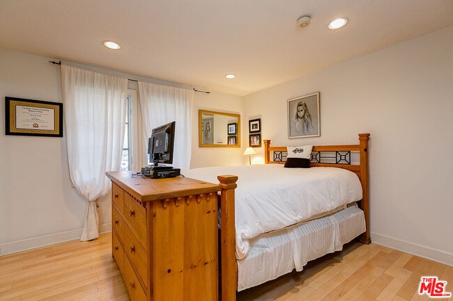 Building Photo - 2370 Brookshire Ln