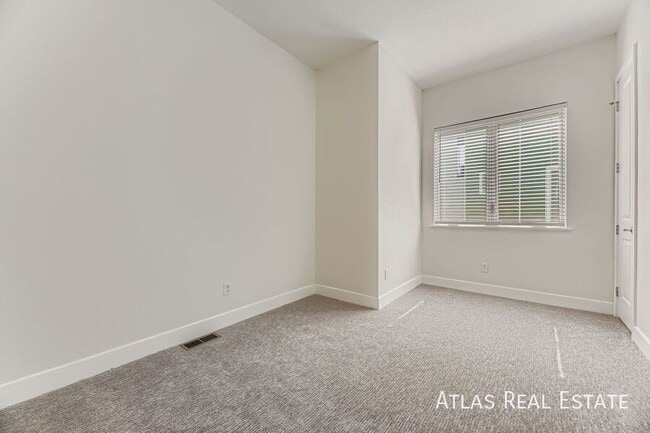 Building Photo - 2227 Eliot St