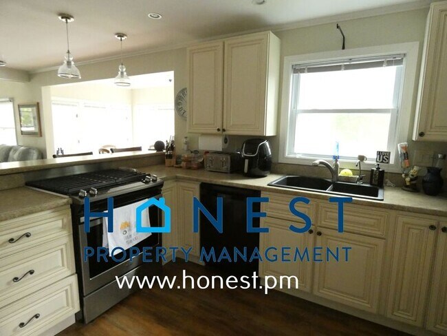 Building Photo - 113 Williamson Rd