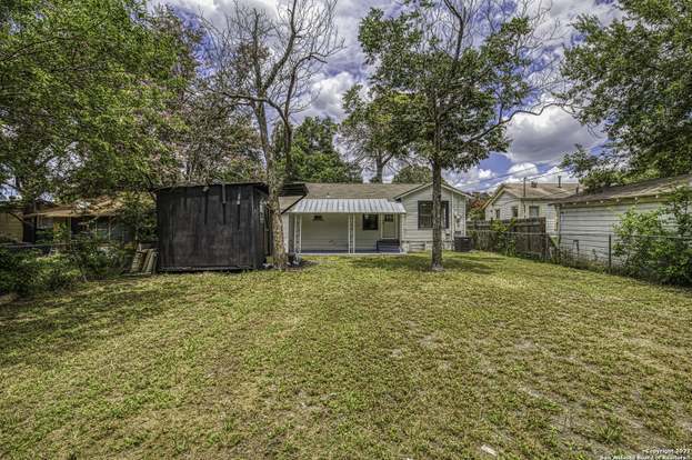 Building Photo - 1110 Clower-