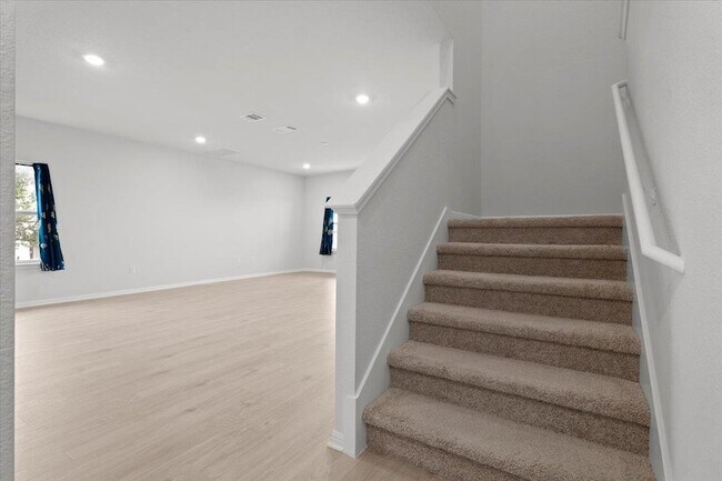 Building Photo - 2613 Indian Clover Trl