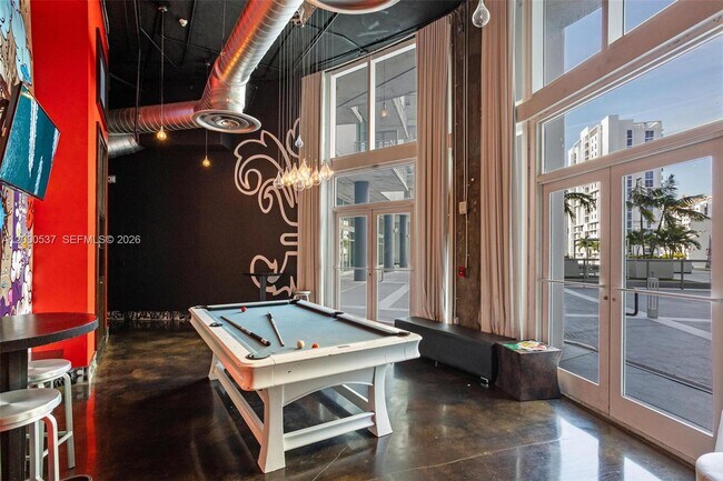 Building Photo - 690 SW 1st Ct