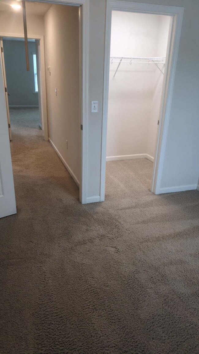 Building Photo - 784 Amarra Dr