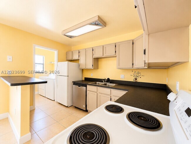 Building Photo - 10370 SW 220th St