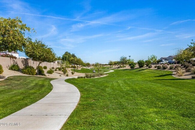 Building Photo - 6759 N 128th Dr