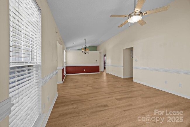 Building Photo - 9467 Kimmel Ln