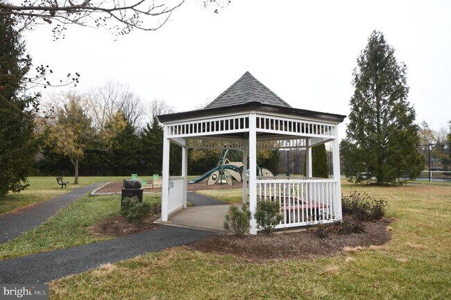 Building Photo - 3506 Connor Pl