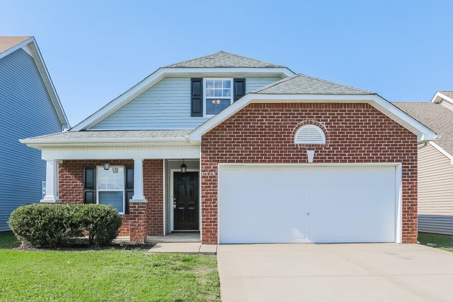 Primary Photo - 1516 Beaconcrest Cir