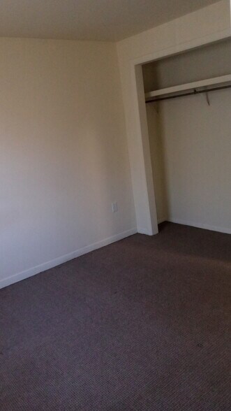Bedroom 2 - 7 Callahan Dr
