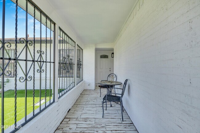 Building Photo - 11188 Tahoka Ave