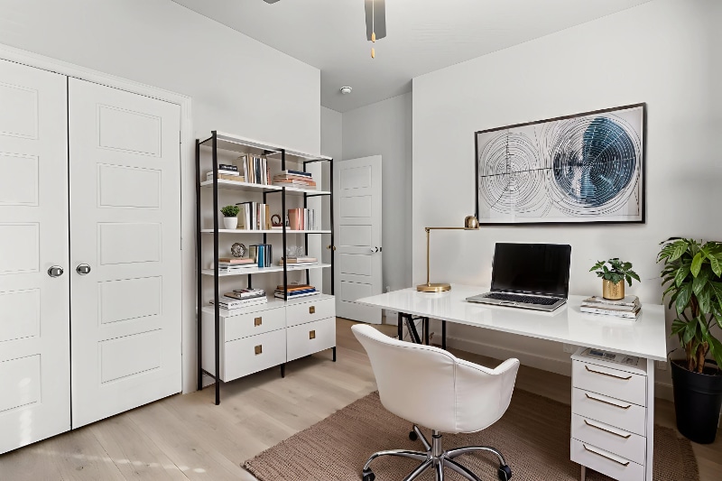 Building Photo - 4117 Mockingbird Ln