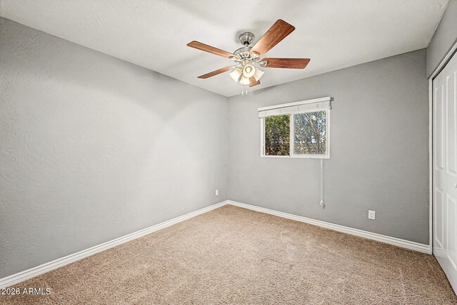 Building Photo - 1340 E Donner Dr