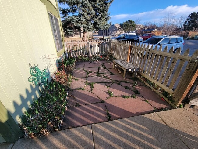 Building Photo - Beautiful One Bedroom Condo in Shanahan Ridge in Southwest Boulder