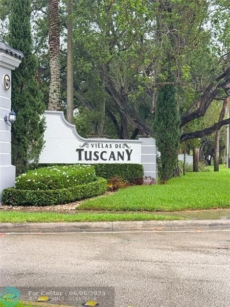 Building Photo - 701 SW 148th Ave