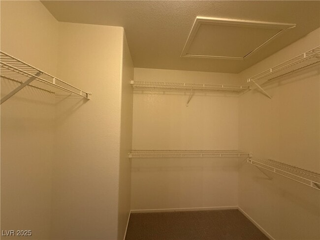 Building Photo - 9639 Silver City Dr