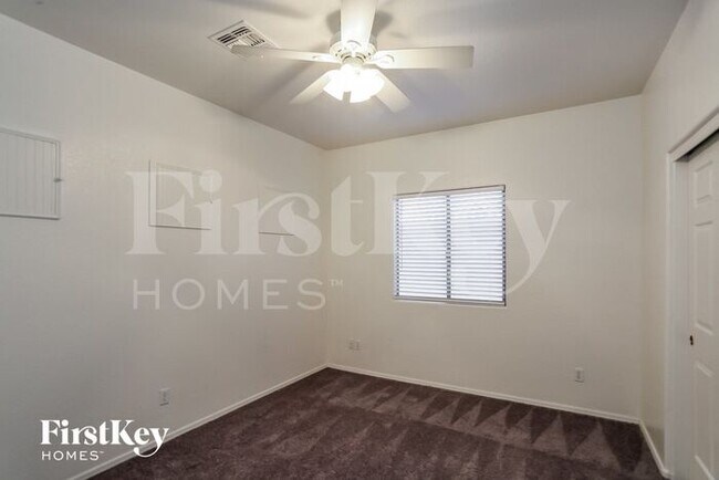 Building Photo - 15716 N 156th Ln