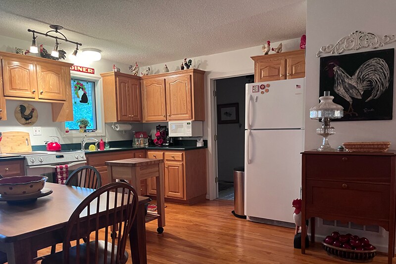 Building Photo - 210 Lake Becky Rd