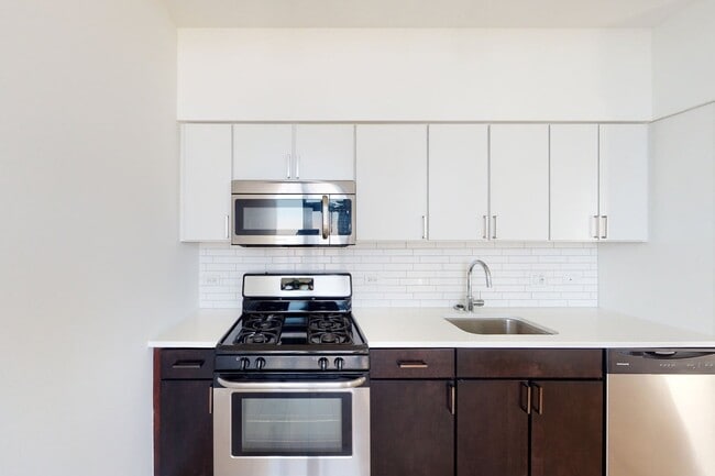 Interior Photo - City Hyde Park