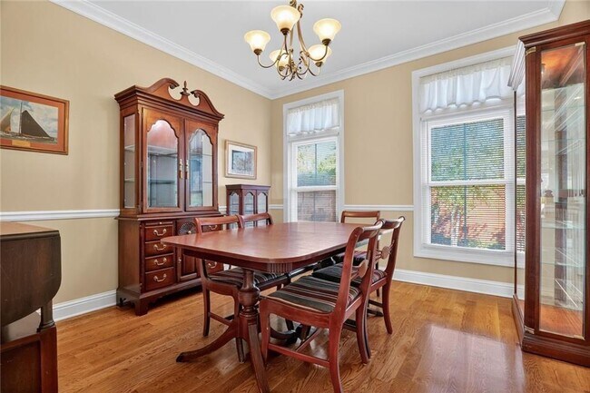 Building Photo - 10906 Gallier St