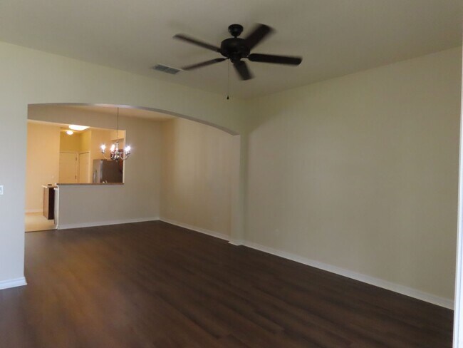 Building Photo - Waterside Point Townhome