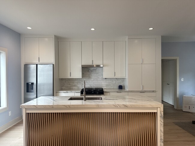 Building Photo - 1073 Hemphill Ave NW