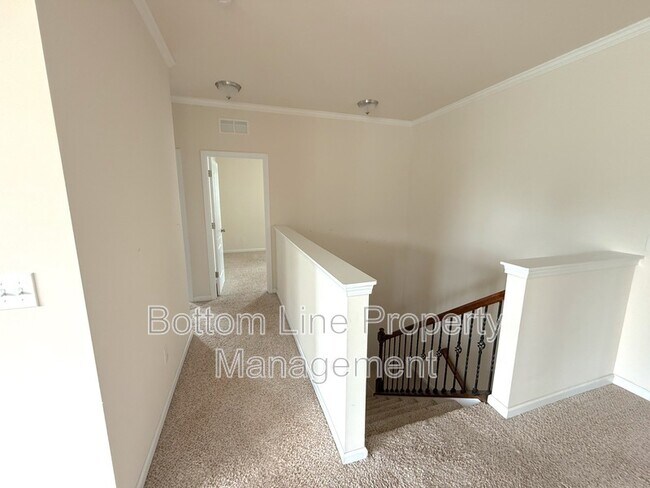 Building Photo - 10652 Sky Chase Ave NW