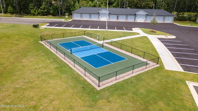 Building Photo - 4568 Tides Wy