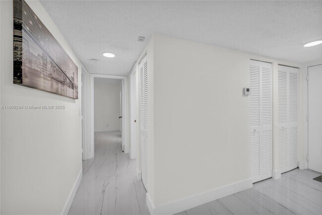 Building Photo - 4154 NW 90th Ave