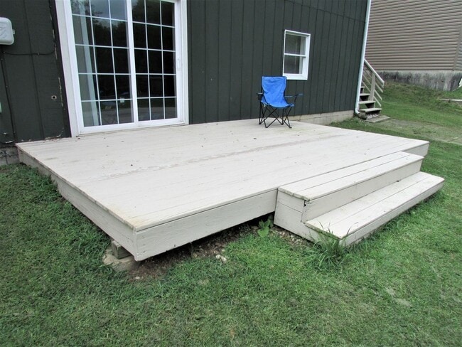 Building Photo - 1912 Orchard Ln