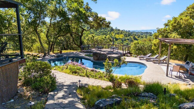 Building Photo - 3662 Lovall Valley Rd