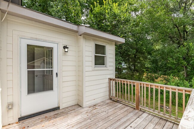 Building Photo - Single Family Home- Walking Distance to NC...