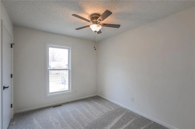 Building Photo - 902 Oak Rdg