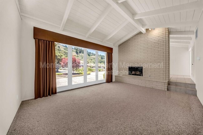 Building Photo - 10160 Sunstar Rd