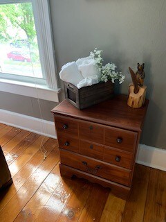 Building Photo - 1205 W Conant St